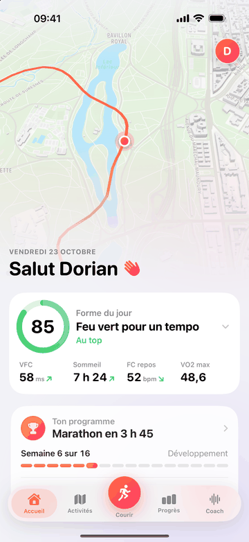 L’écran d’accueil : forme du jour à 85, « Feu vert pour un tempo », avec la VFC, le sommeil, la fréquence cardiaque au repos et la VO2 max, et un programme marathon en semaine 6 sur 16.